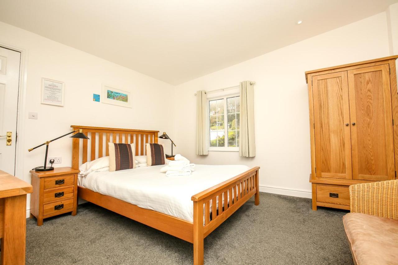 Bed & Breakfast Driftwood Spars 4*