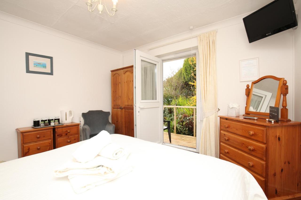 Driftwood Spars 4*