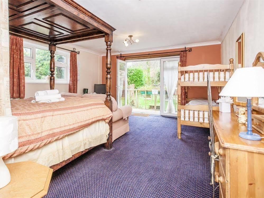 Driftwood Spars Bed & Breakfast 4*